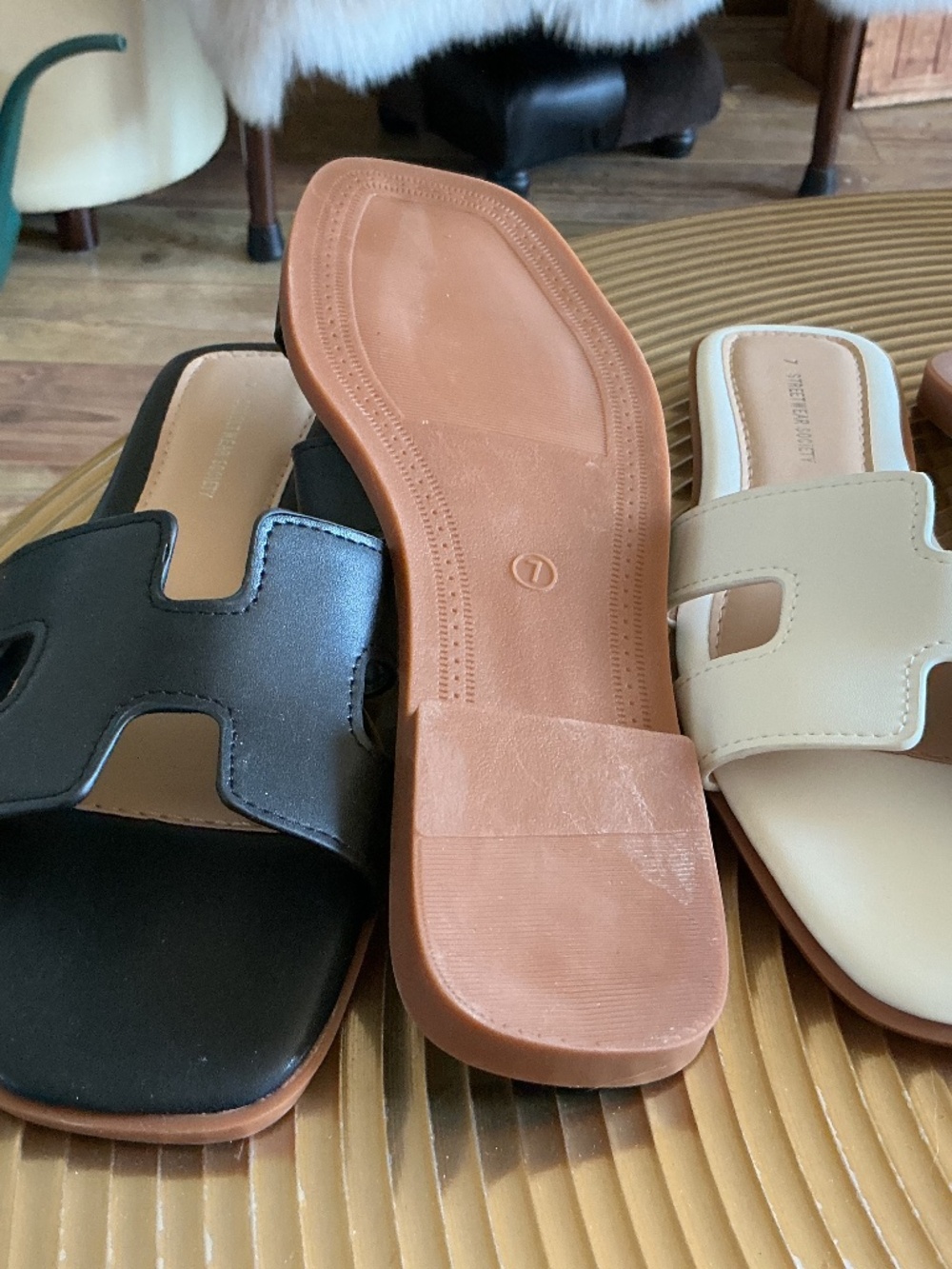 Sandals 2 pairs Streetware society